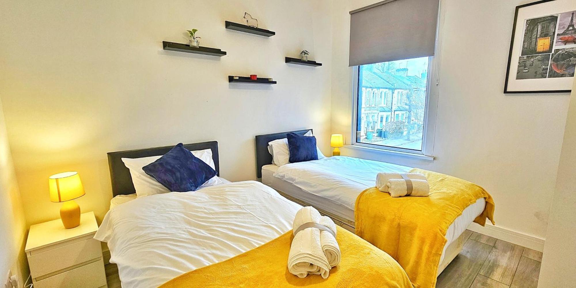 Stratford City - Luxe House With Garden Villa London Exteriör bild